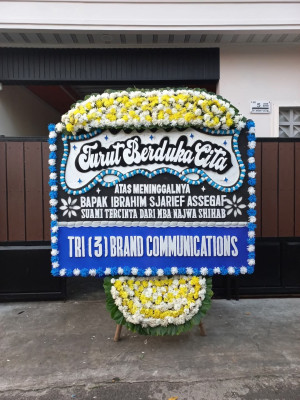 Papan Bunga Duka di Tegalwaru